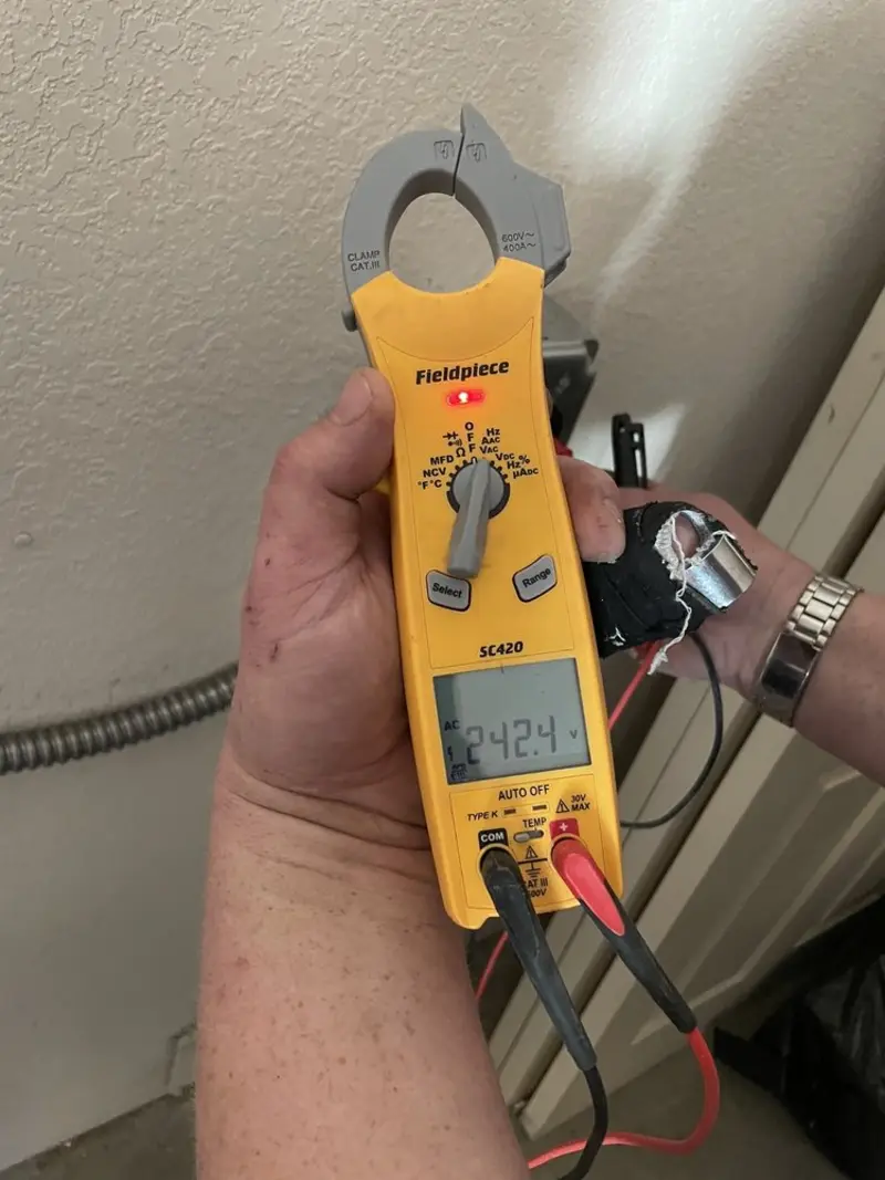 Voltage testing with clamp meter during Generator Installation in Sunnyvale